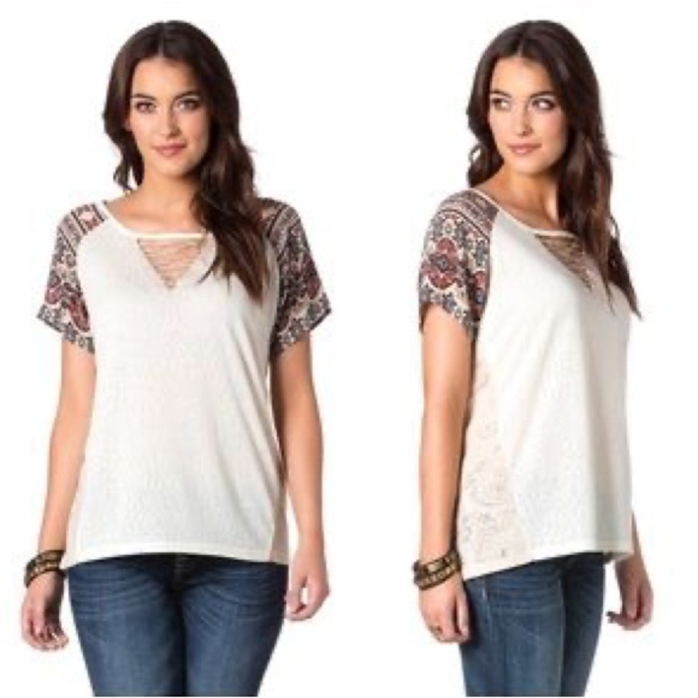 Miss Me‎ Boho Short Sleeve Tunic Tee